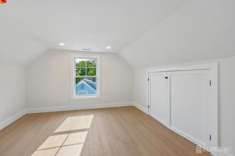 10 Rose Street Edison NJ 08817