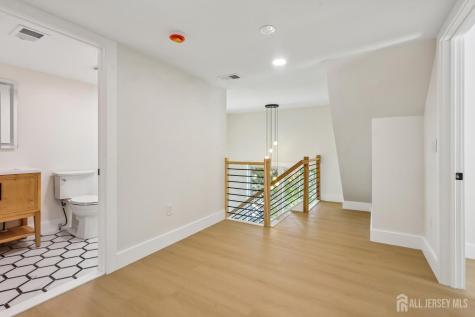 10 Rose Street Edison NJ 08817