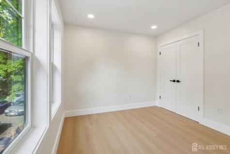 10 Rose Street Edison NJ 08817