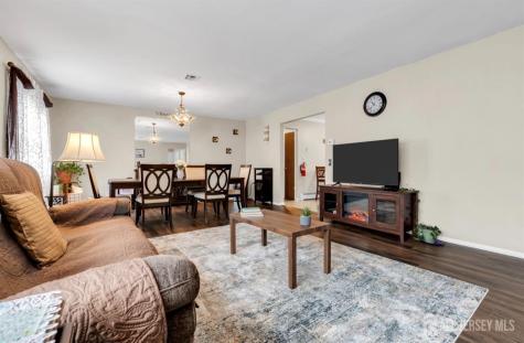 9 Calalou Court Toms River NJ 08747