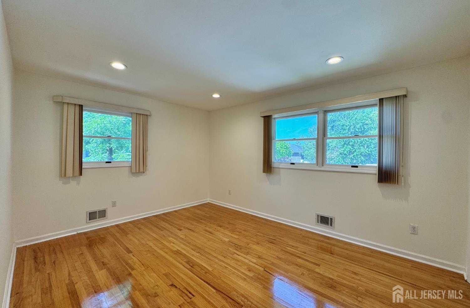 19 Library Place Edison NJ 08820