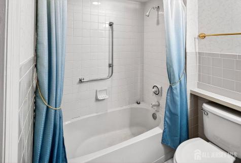 5 Cordoba Court Toms River NJ 08757