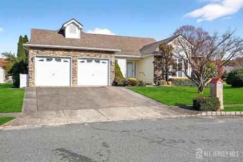5 Cordoba Court Toms River NJ 08757