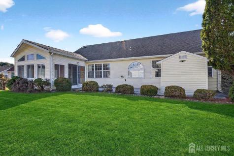 5 Cordoba Court Toms River NJ 08757