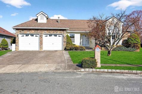 5 Cordoba Court Toms River NJ 08757