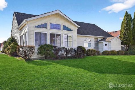 5 Cordoba Court Toms River NJ 08757