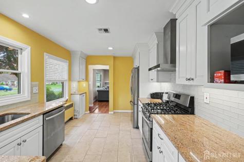 10 Sunset Boulevard East Brunswick NJ 08816