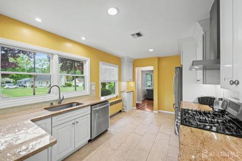 10 Sunset Boulevard East Brunswick NJ 08816
