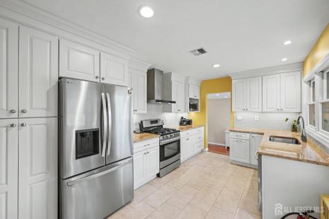 10 Sunset Boulevard East Brunswick NJ 08816