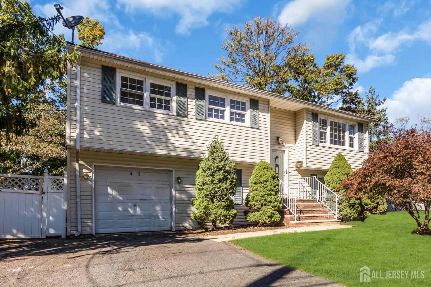 26 Nancy Lane Piscataway NJ 08854