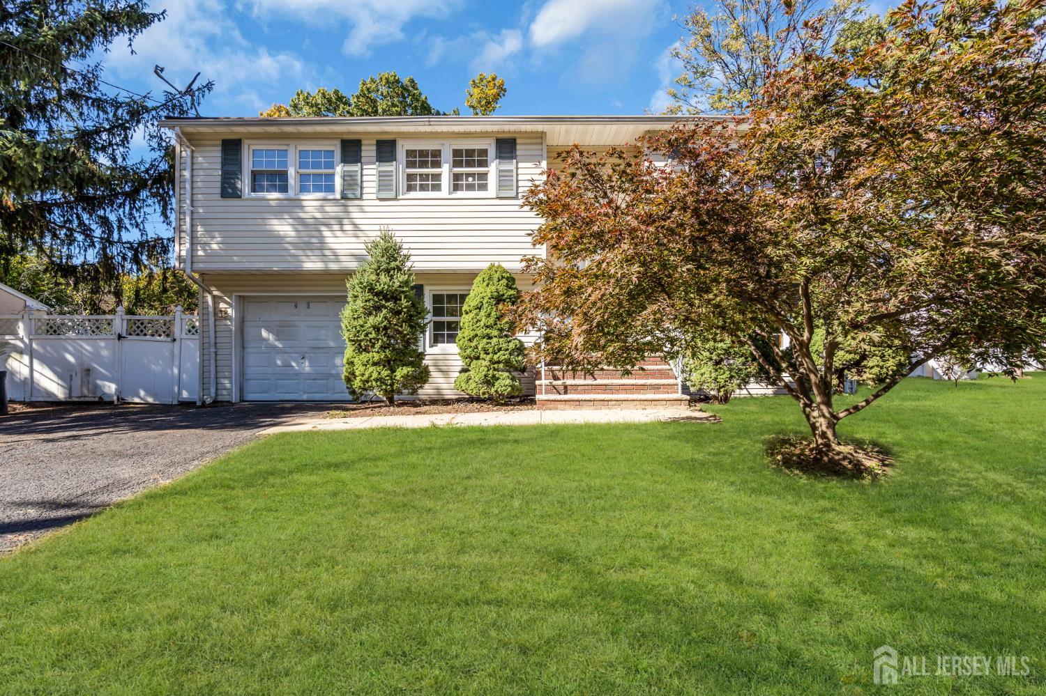 26 Nancy Lane Piscataway NJ 08854
