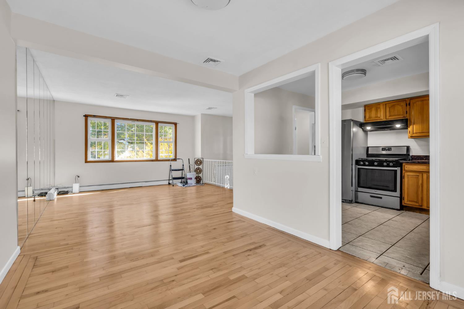 26 Nancy Lane Piscataway NJ 08854