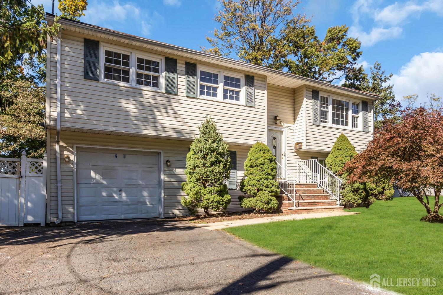 26 Nancy Lane Piscataway NJ 08854