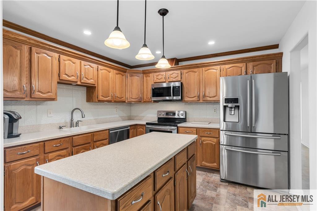 13 Betsy Ross Drive Monroe NJ 08831