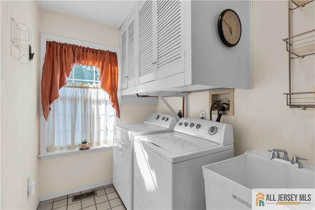 13 Betsy Ross Drive Monroe NJ 08831
