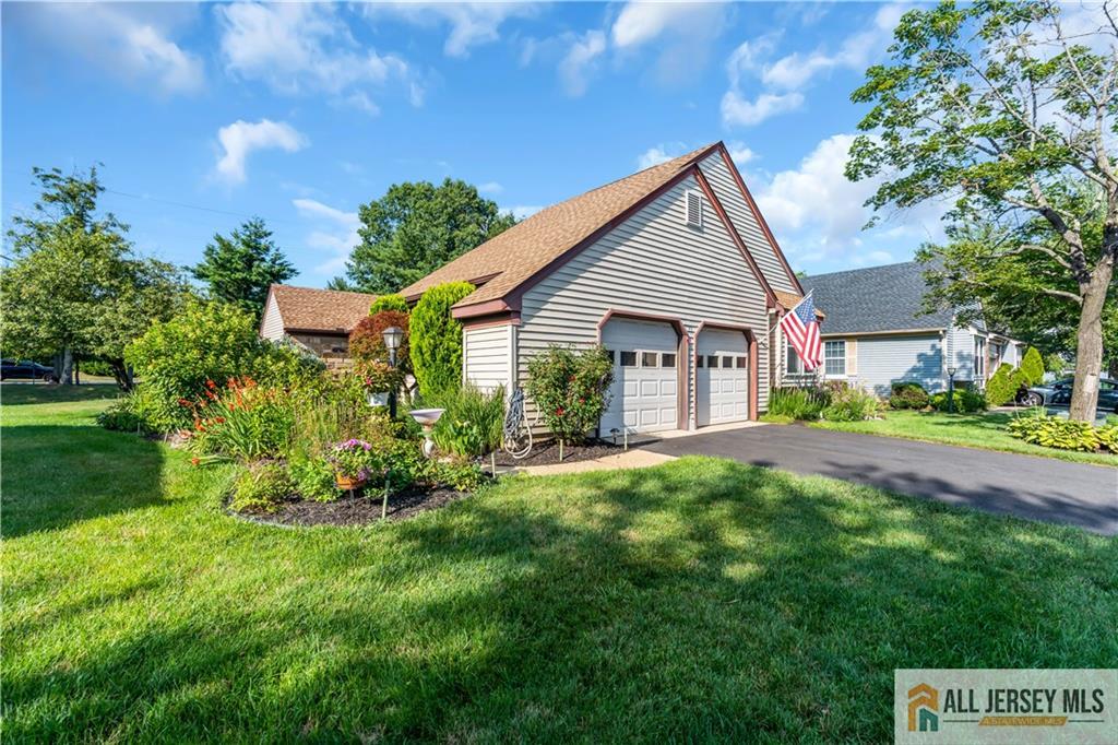 13 Betsy Ross Drive Monroe NJ 08831