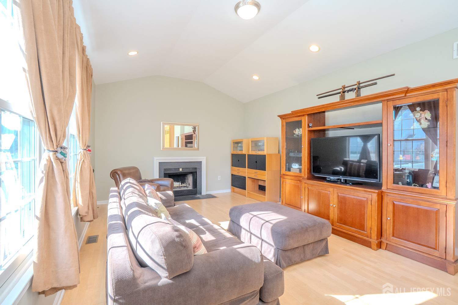 50 Kelly Way South Brunswick NJ 08852