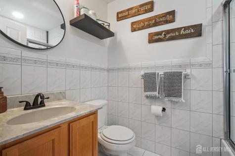 113 Adamecs Way South Amboy NJ 08879