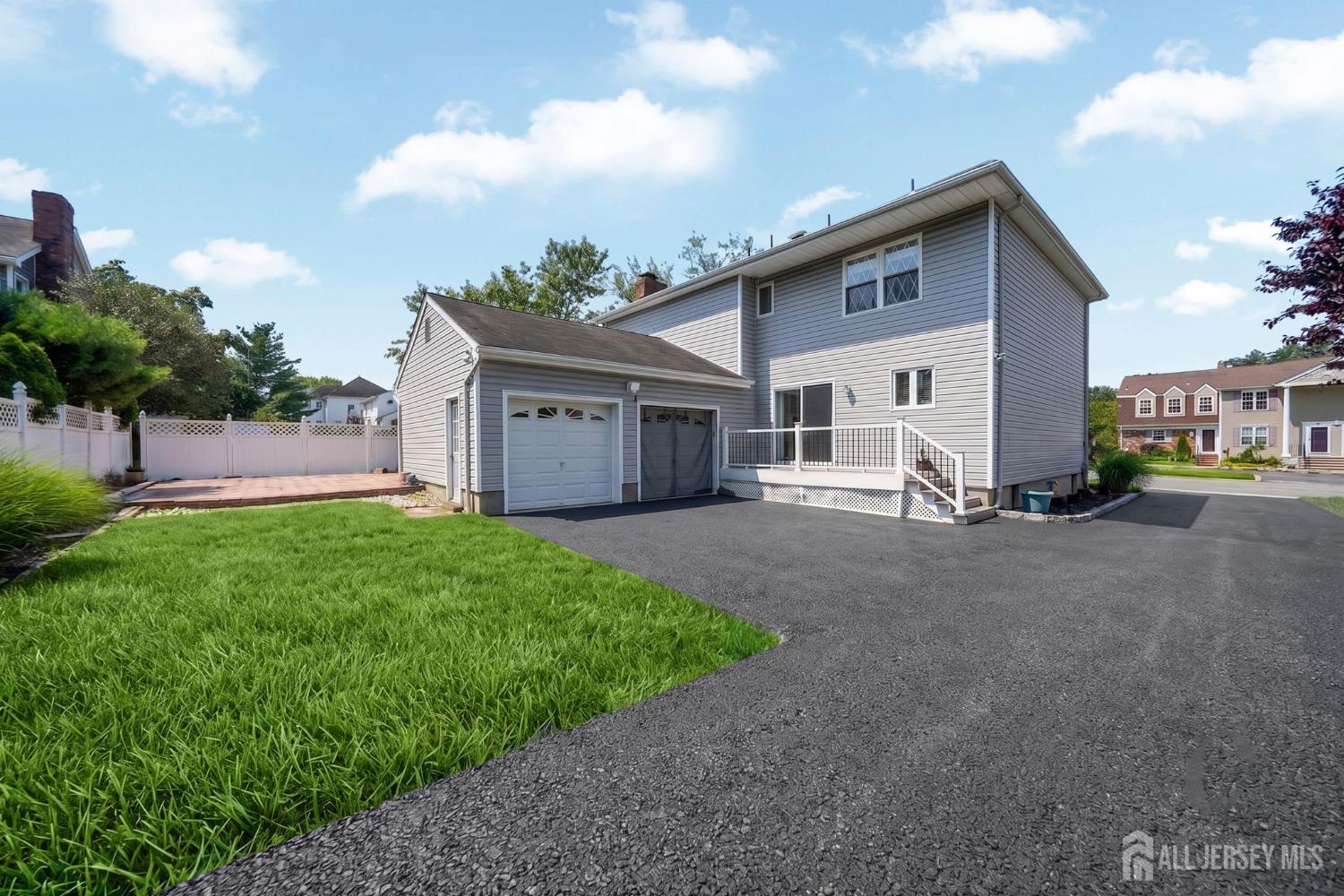 100 Howell Avenue Fords NJ 08863