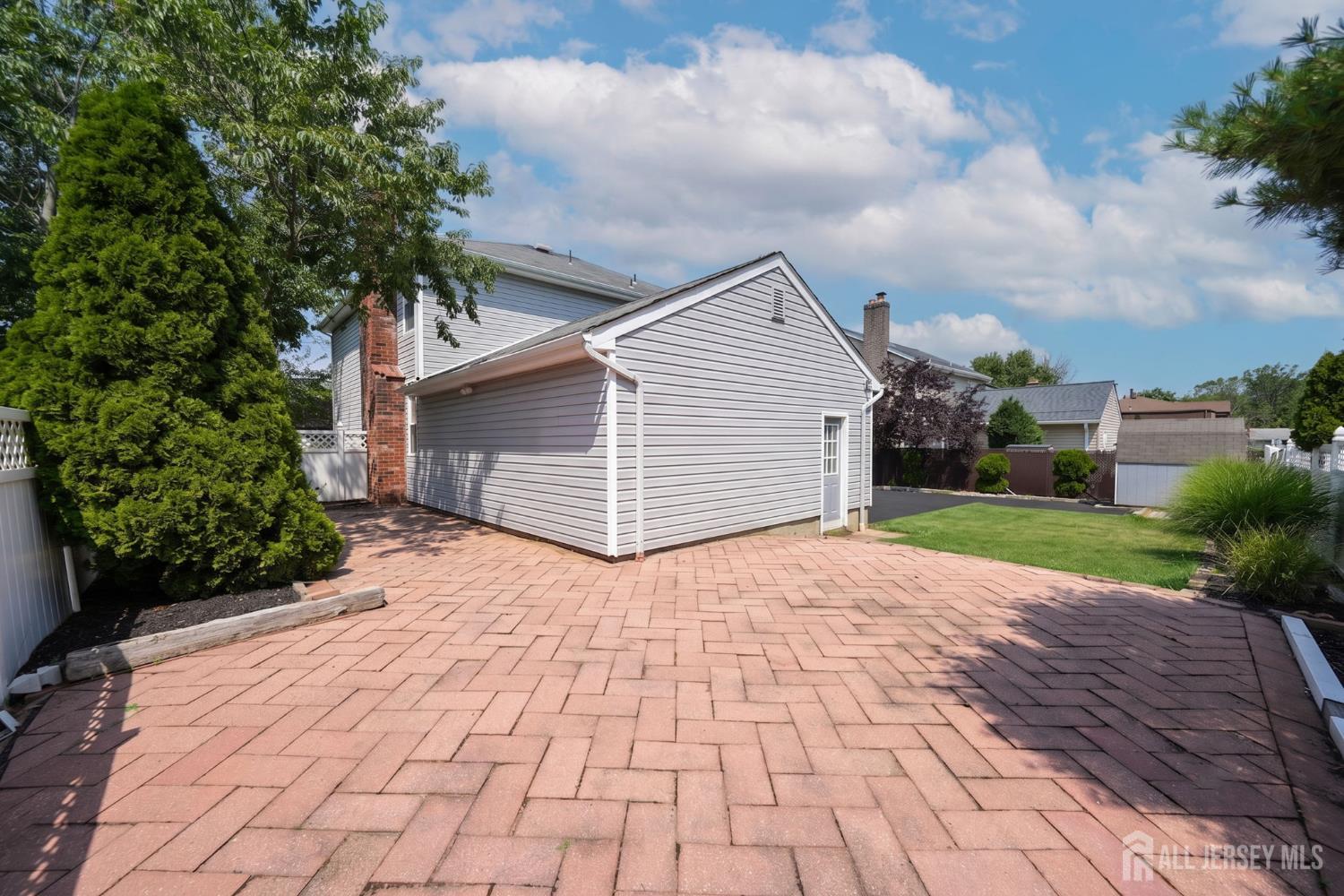 100 Howell Avenue Fords NJ 08863