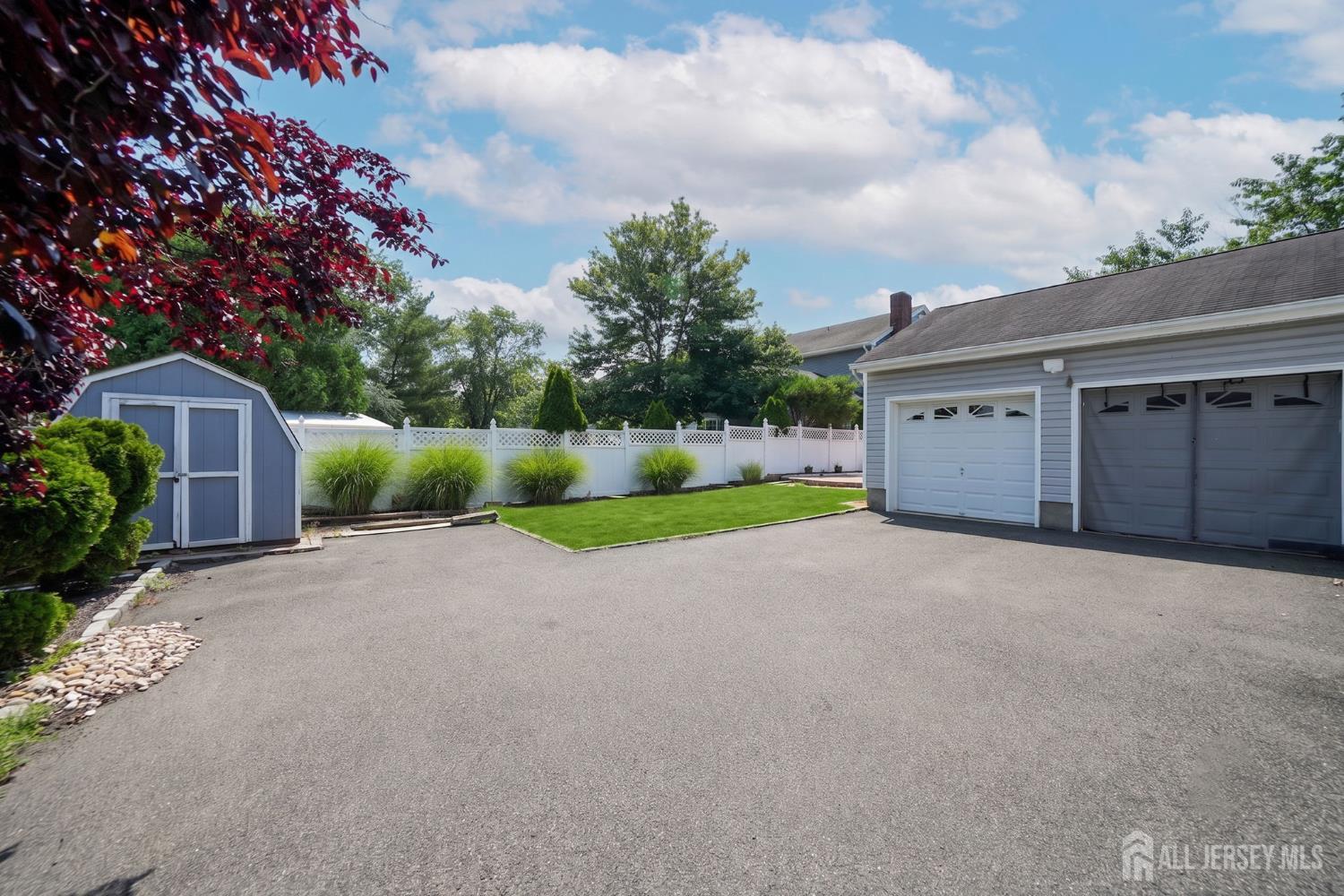 100 Howell Avenue Fords NJ 08863