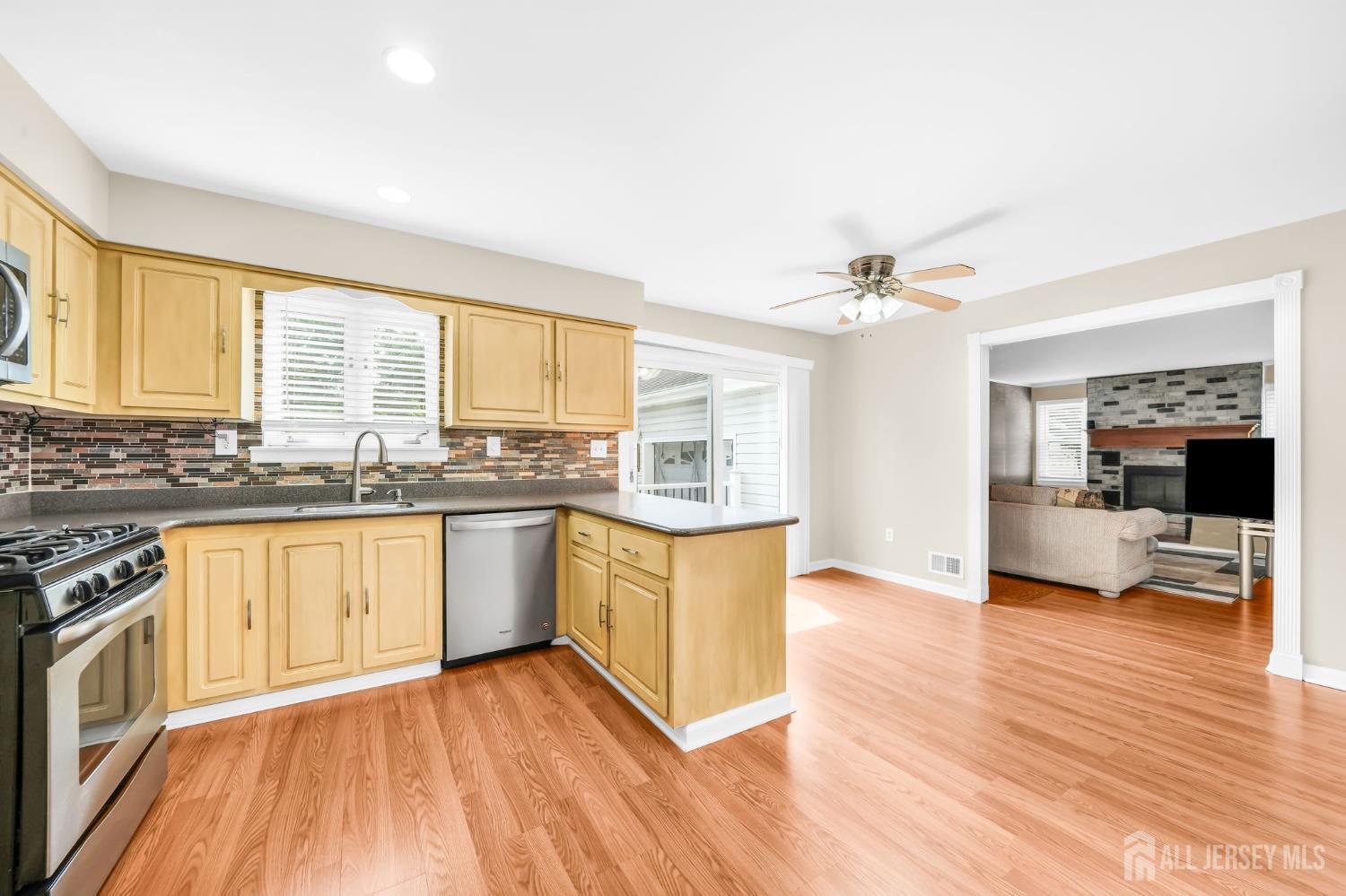 100 Howell Avenue Fords NJ 08863