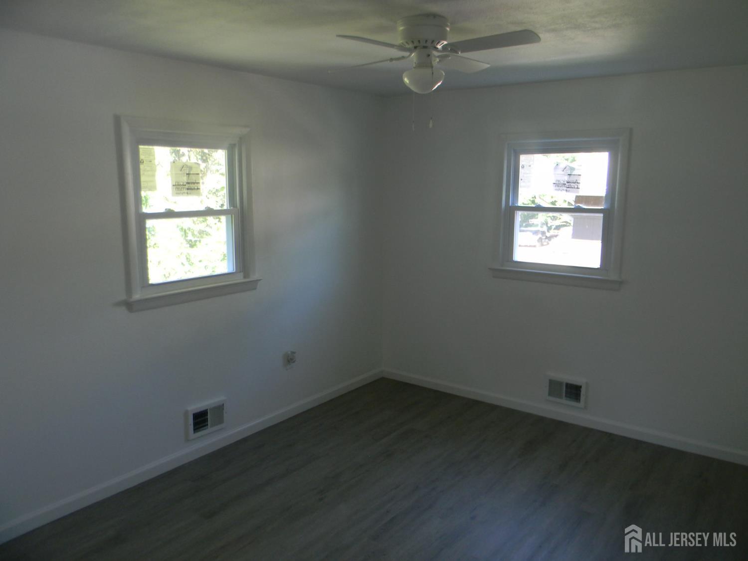 27 Violet Terrace Milltown NJ 08850