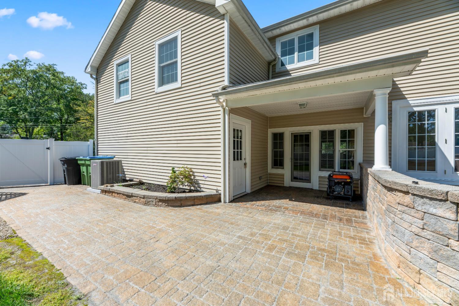 19 Bradford Road Edison NJ 08820