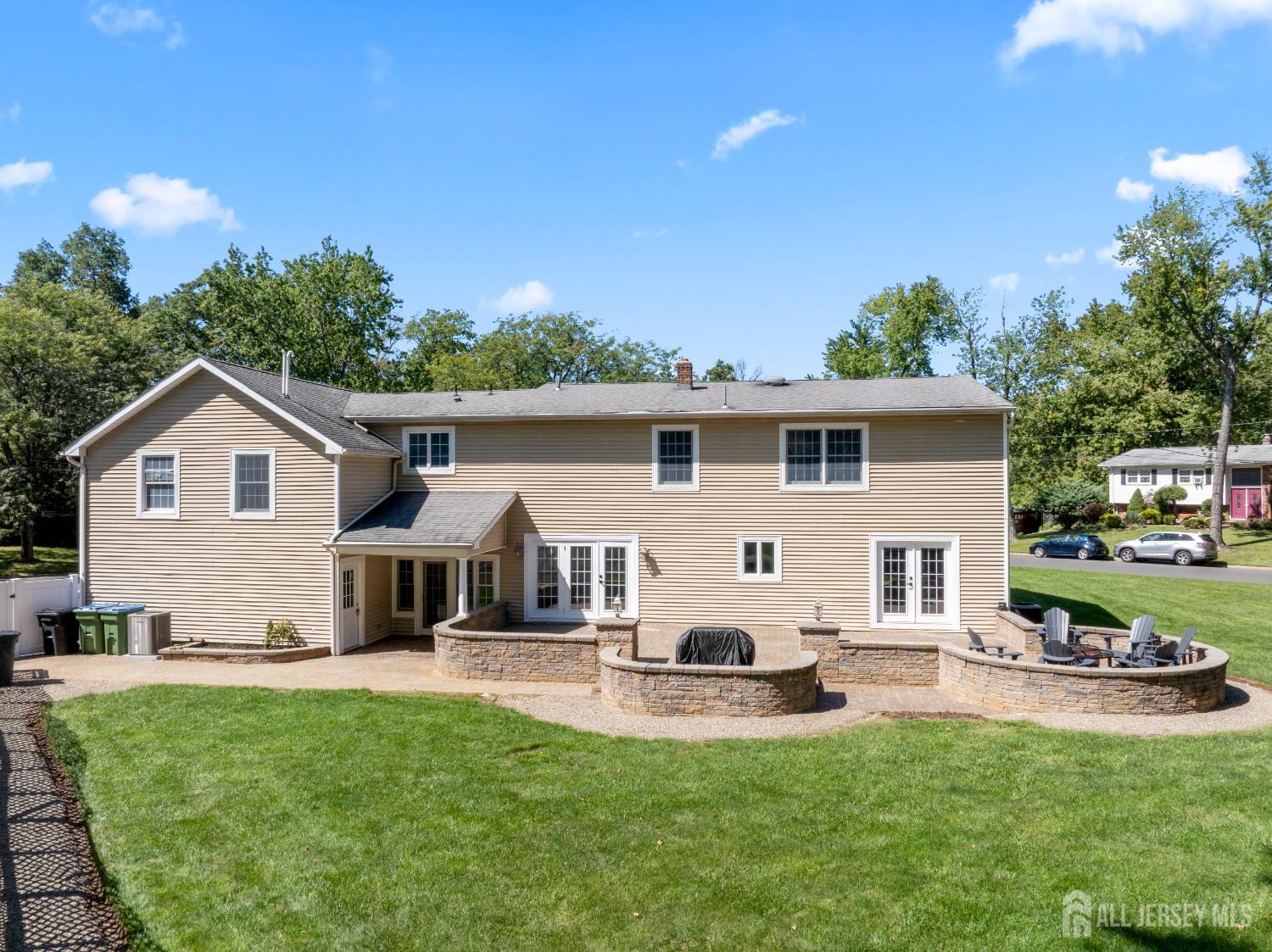 19 Bradford Road Edison NJ 08820