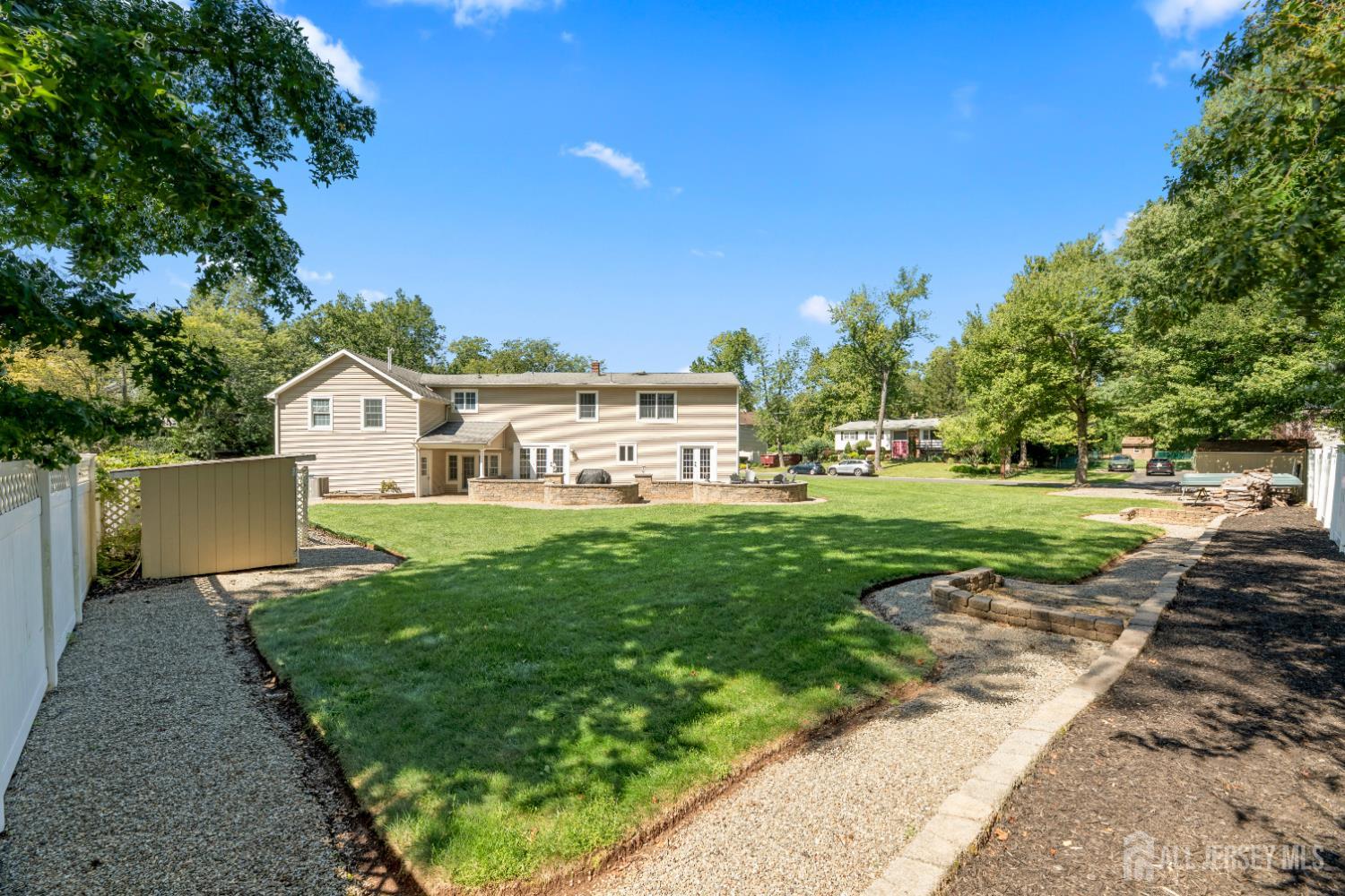 19 Bradford Road Edison NJ 08820
