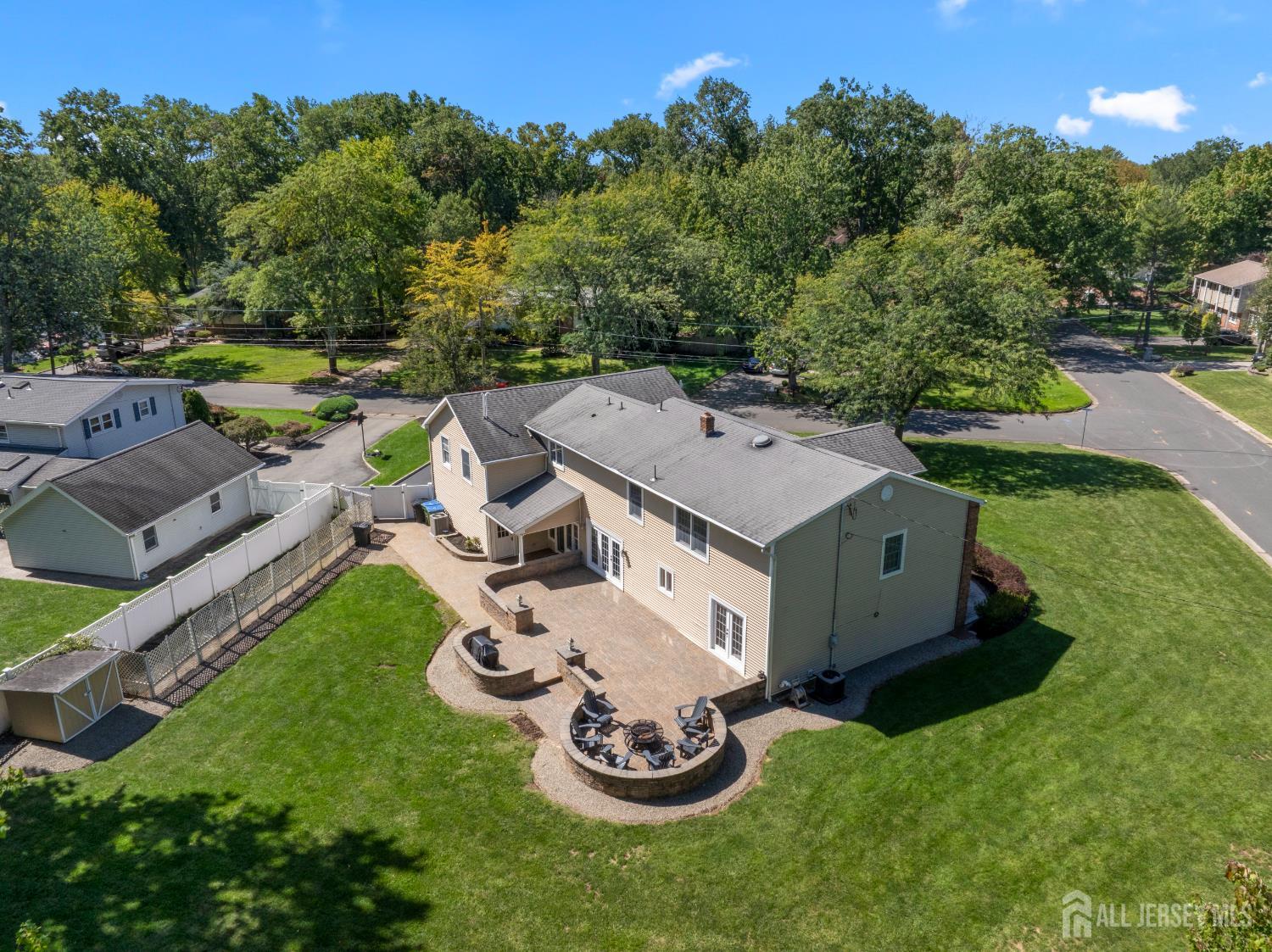19 Bradford Road Edison NJ 08820