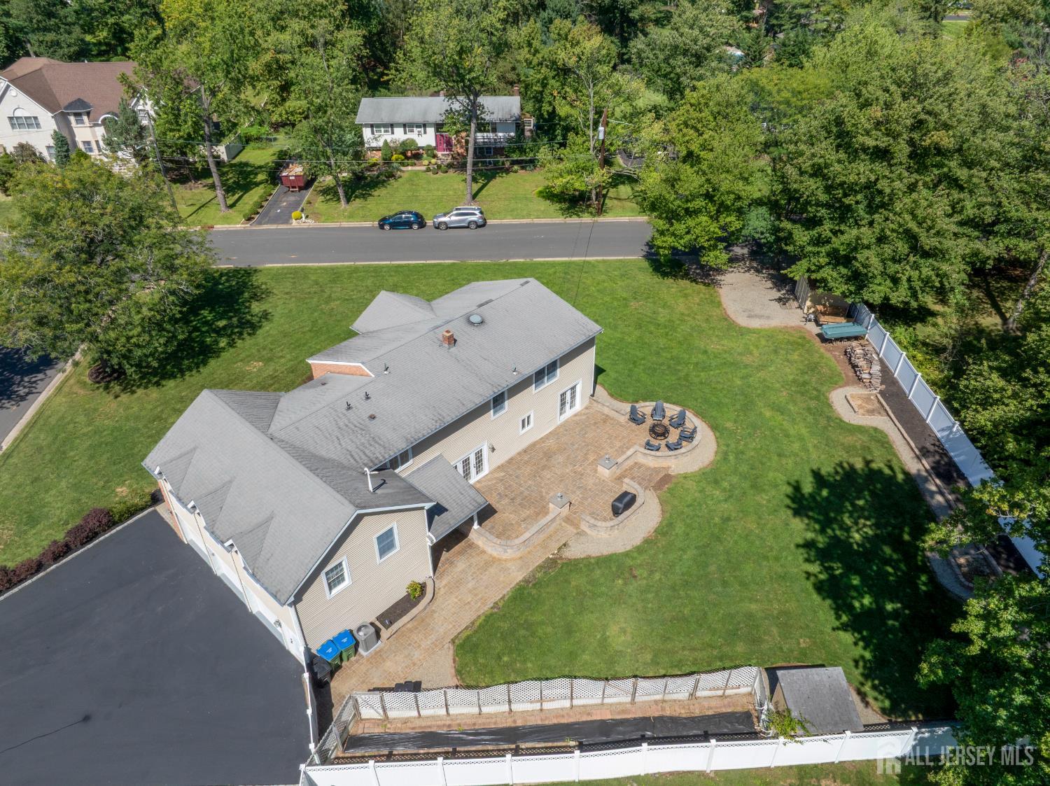 19 Bradford Road Edison NJ 08820