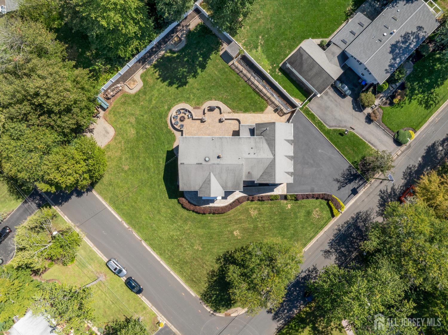 19 Bradford Road Edison NJ 08820