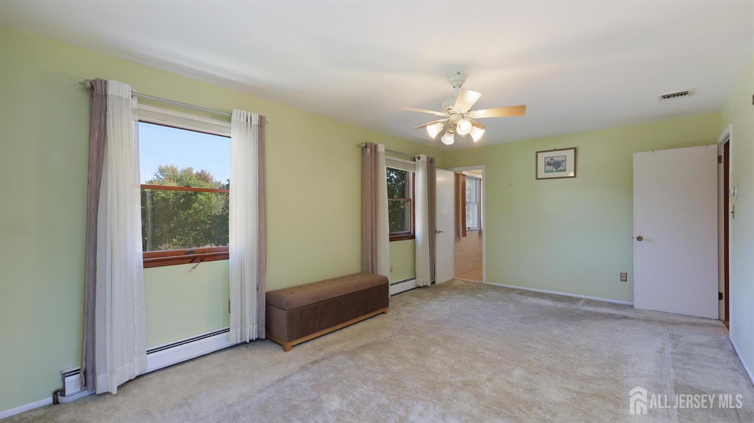 12 Nightingale Street Edison NJ 08820