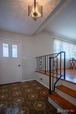 14 Tracey Drive Milltown NJ 08850