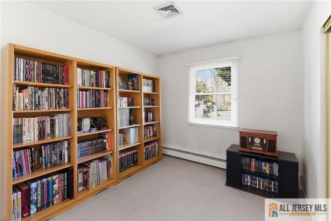 7 Brook Hollow Road Piscataway NJ 08854