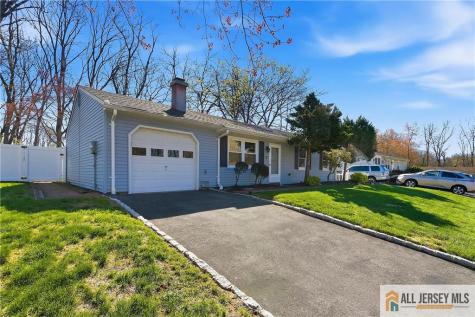 7 Brook Hollow Road Piscataway NJ 08854