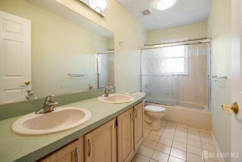41 Addington Court East Brunswick NJ 08816