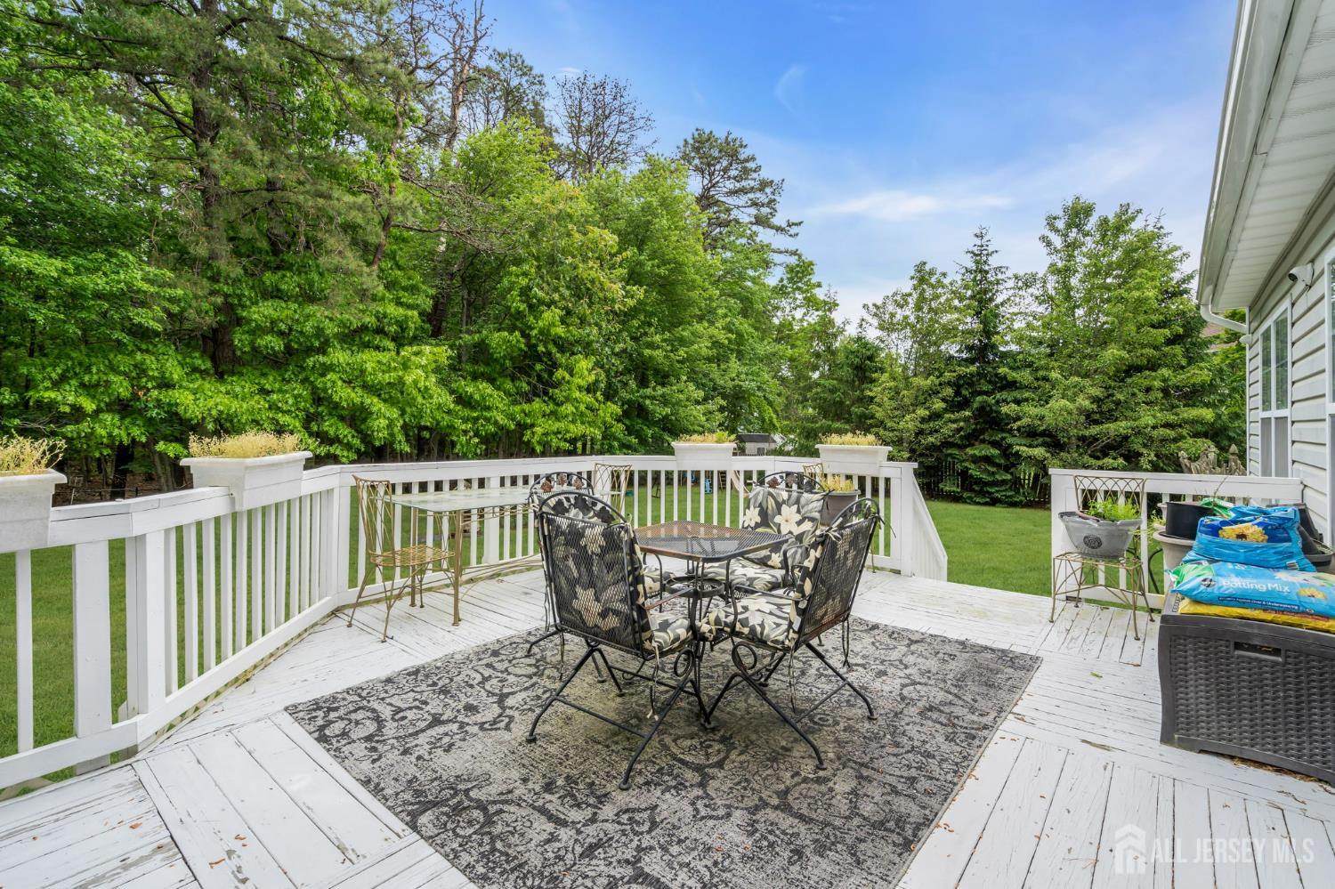 3 Kingfisher Court Jackson NJ 08527