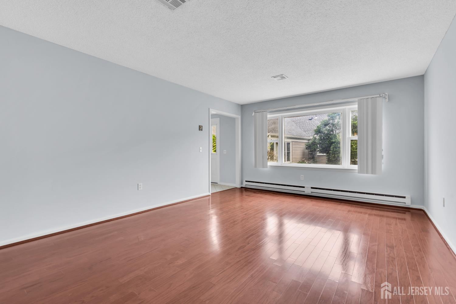 452-A Roxbury Lane Monroe NJ 08831