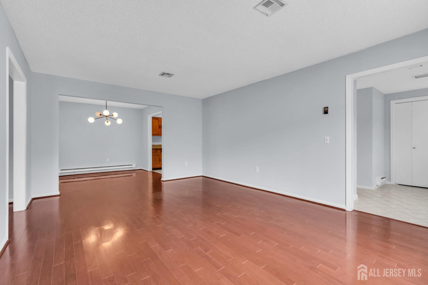 452-A Roxbury Lane Monroe NJ 08831