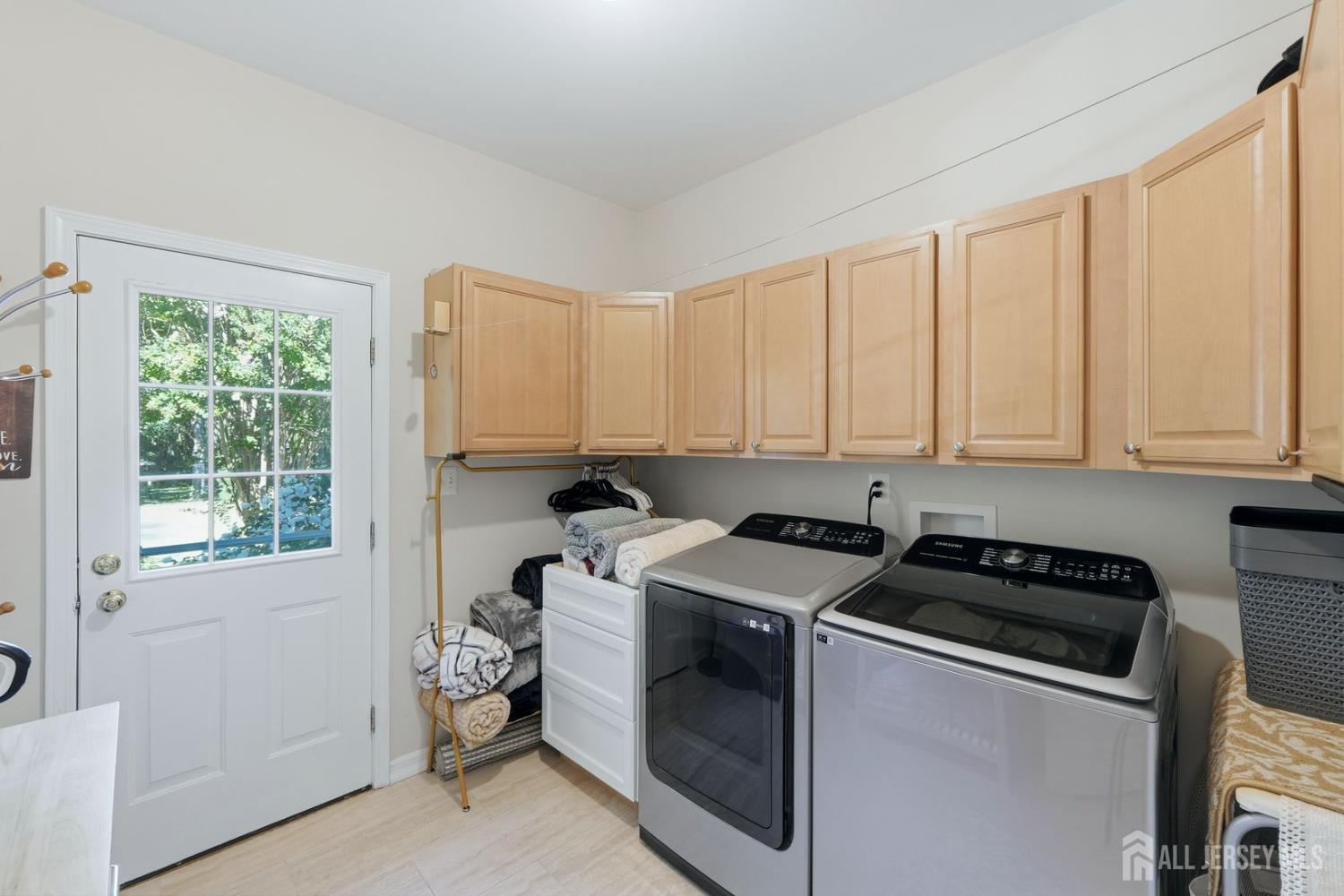 2 Butternut Lane Monroe NJ 08831