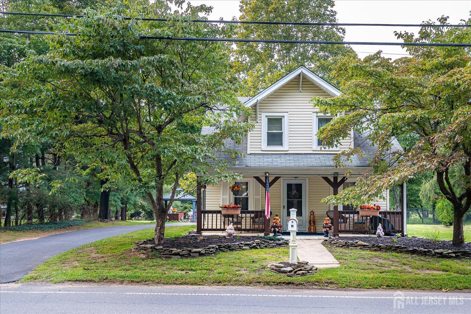 Manalapan NJ, 62 Taylors Mills Road