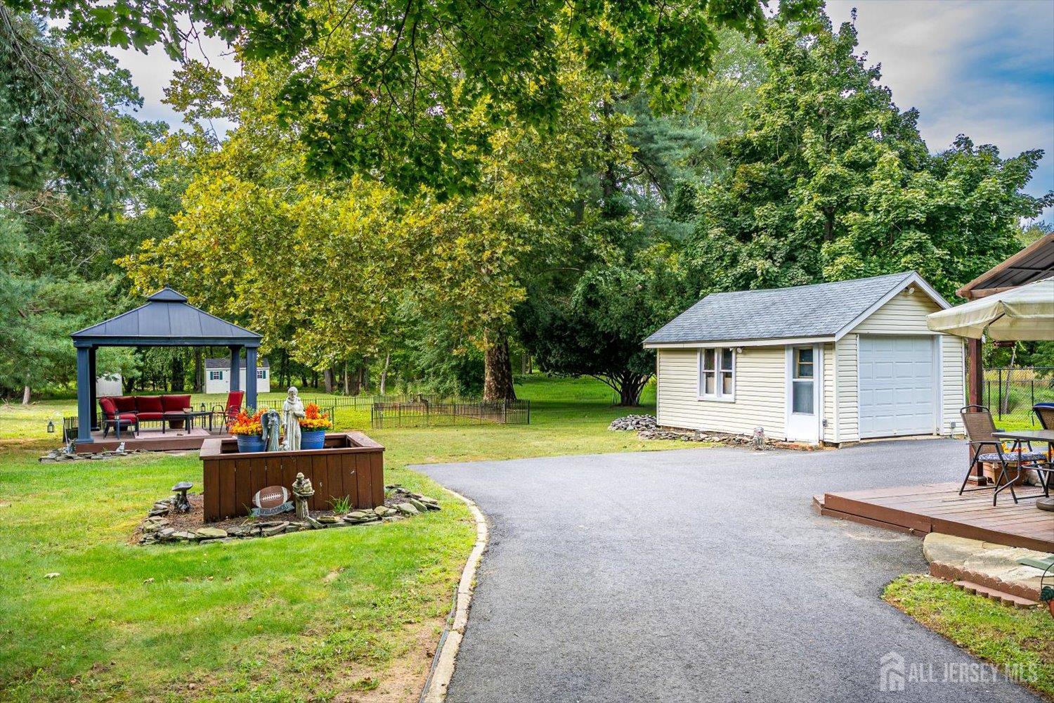 62 Taylors Mills Road Manalapan NJ 07726