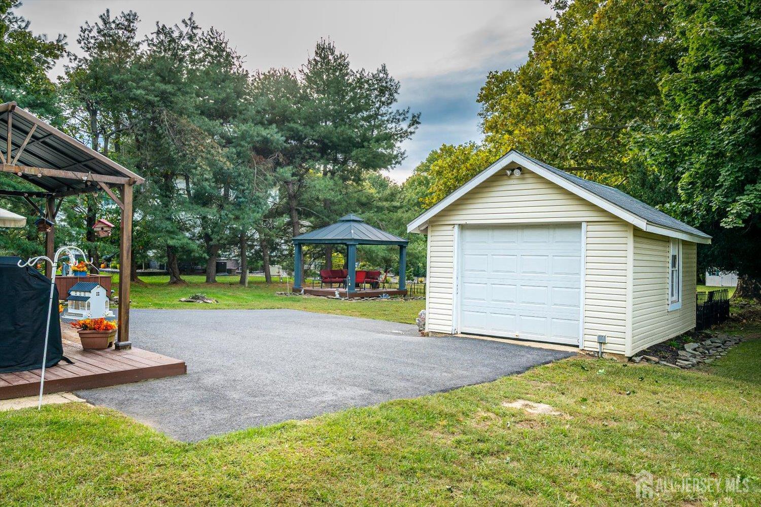 62 Taylors Mills Road Manalapan NJ 07726