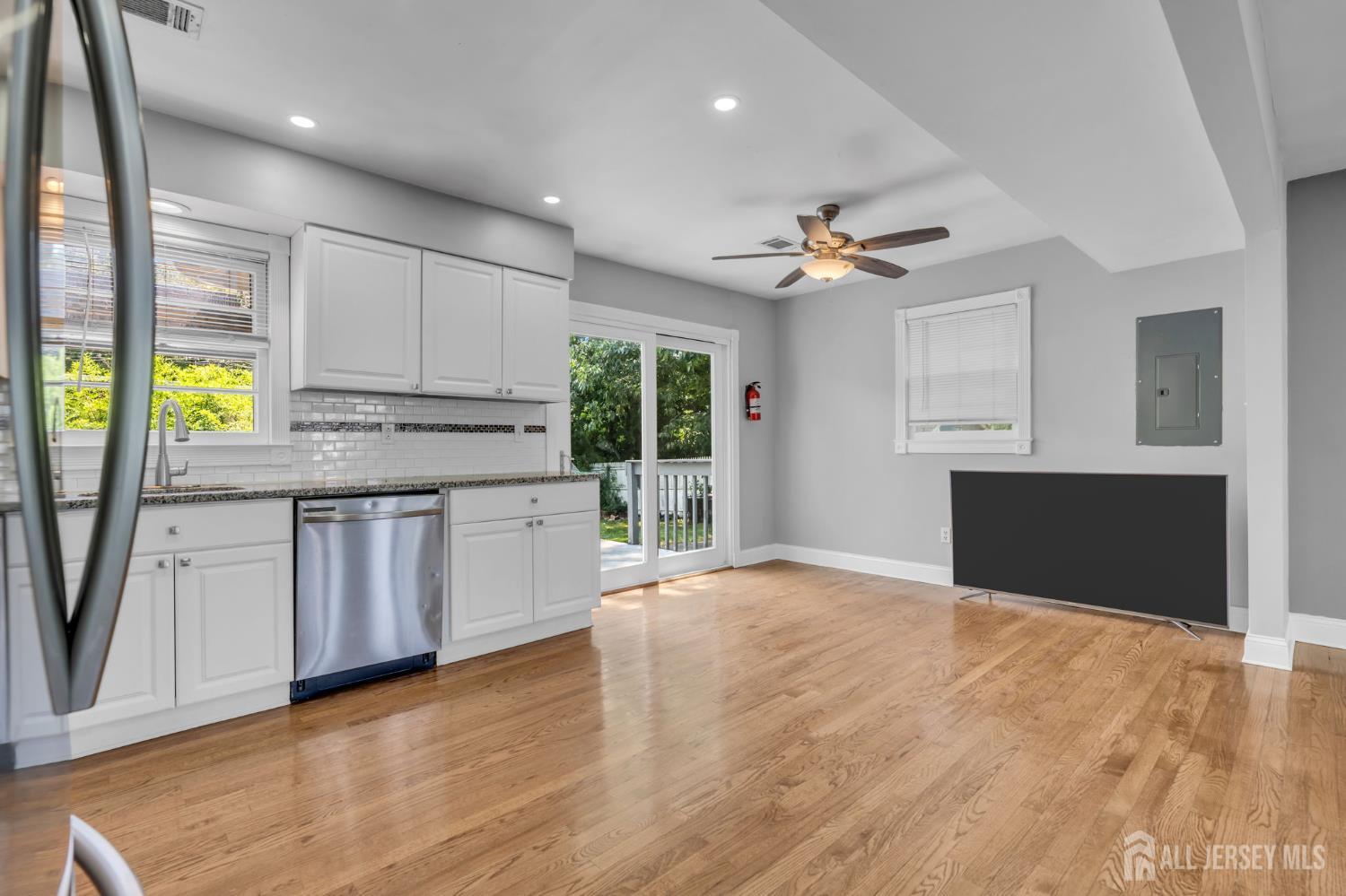 76 Clifton Street Edison NJ 08817