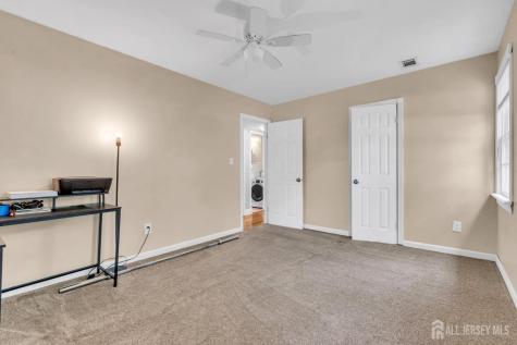 76 Clifton Street Edison NJ 08817