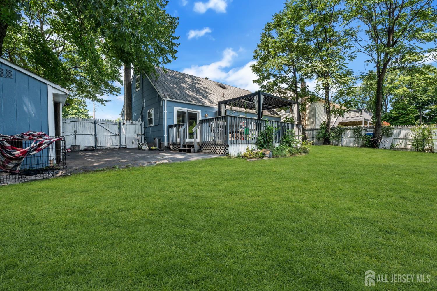 76 Clifton Street Edison NJ 08817