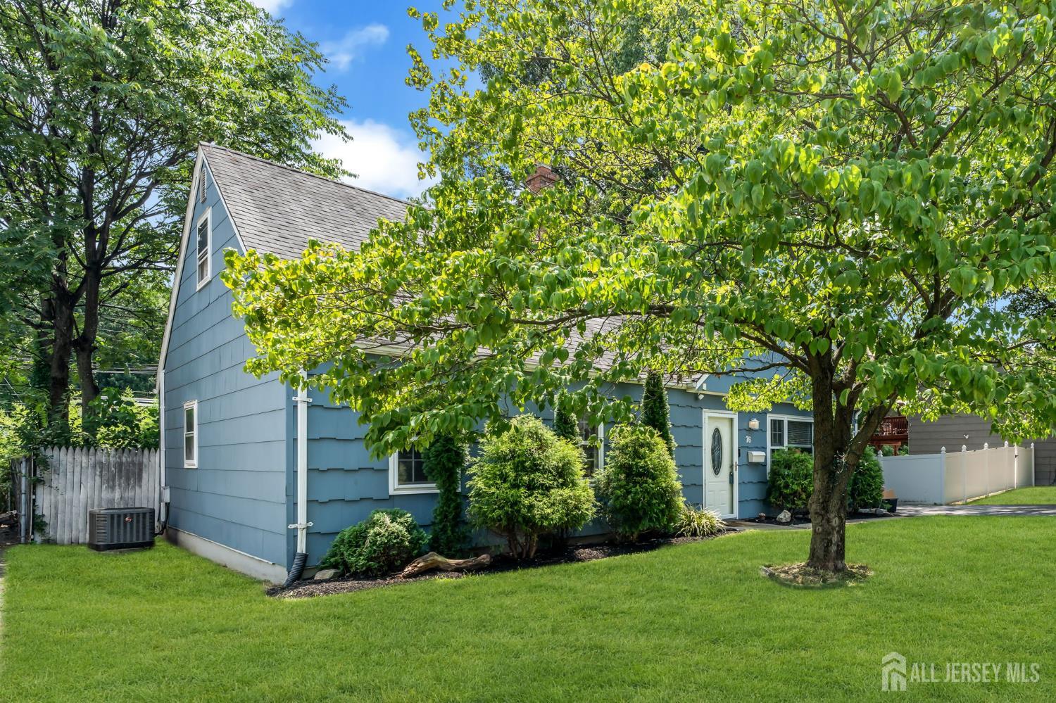 76 Clifton Street Edison NJ 08817