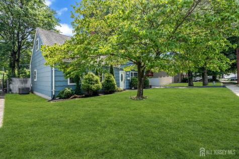 76 Clifton Street Edison NJ 08817